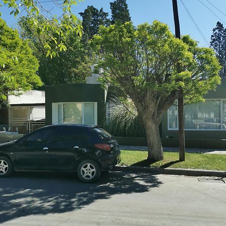 La Casa De Silvia Bed & Breakfast Puerto Madryn Bagian luar foto