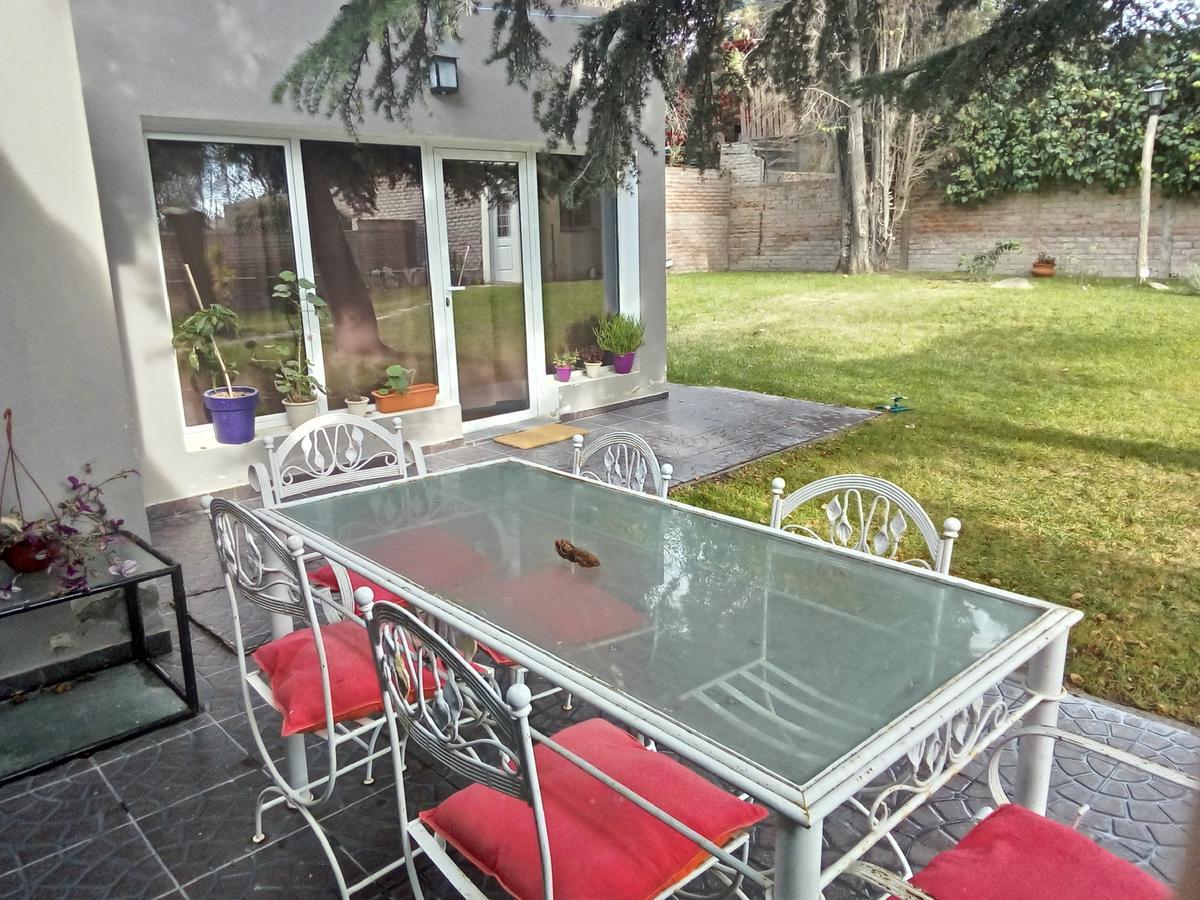La Casa De Silvia Bed & Breakfast Puerto Madryn Bagian luar foto