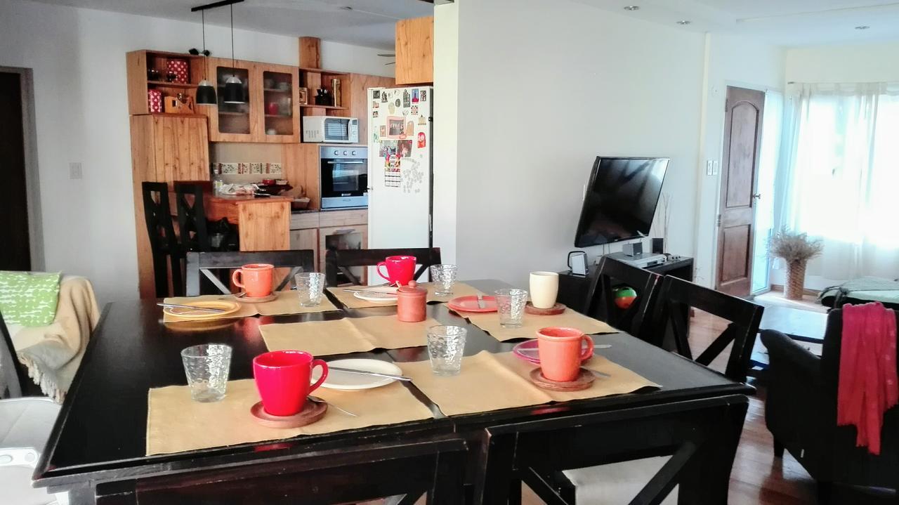 La Casa De Silvia Bed & Breakfast Puerto Madryn Bagian luar foto